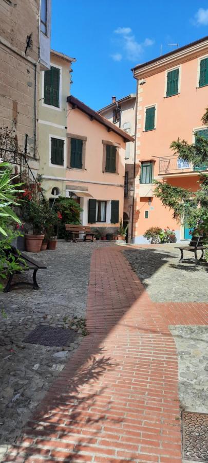 Casa Sant'Andrea Villa Ceriana Buitenkant foto
