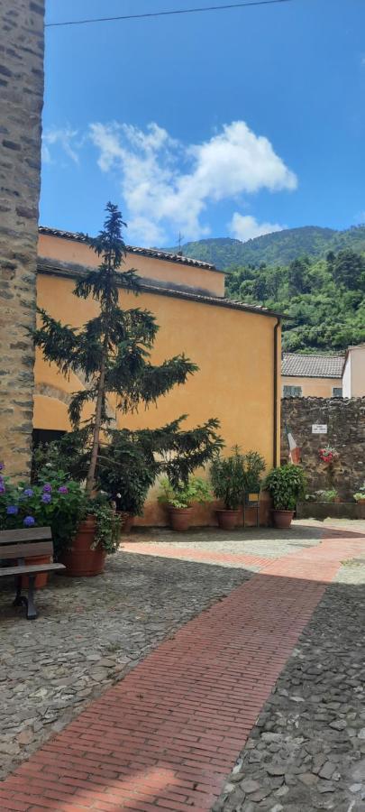 Casa Sant'Andrea Villa Ceriana Buitenkant foto